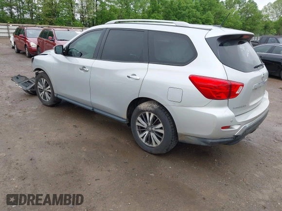 2018 Nissan Pathfinder S z VIN 5N1DR2MM8JC602270, wystawiony jako IAAI lot #42118978 z przebiegiem 114 854 mil mil oraz . Historia ofert i sprzedaży dostępna na DreamBid. Obrazek 3.