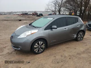 2015 Nissan LEAF SV with VIN 1N4AZ0CPXFC330745, listed as a Copart auction lot 71260442 with 77,152 mi miles. Bid and sale history available at carsss.com. Image 1.