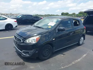 2018 Mitsubishi Mirage ES z VIN ML32A3HJ0JH005967, wystawiony jako IAAI lot #42372252 z przebiegiem 51 999 mil mil oraz . Historia ofert i sprzedaży dostępna na DreamBid. Obrazek 16.