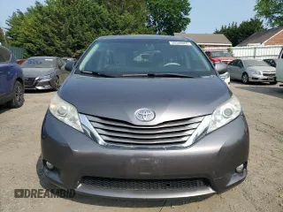 2012 Toyota Sienna XLE AAS с VIN 5TDYK3DC8CS202329, выставлен на аукционе Copart как лот 59340965 с пробегом Не указан миль и Списание • Salvage title. История ставок и продаж доступна на DreamBid. Изображение 5.