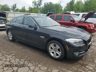 2013 BMW 5 Series 528i xDrive with VIN WBAXH5C59DDW15444, listed as a Copart auction lot 61769475 with 114,901 mi miles and Clean title. Bid and sale history available at DreamBid. Image 4.