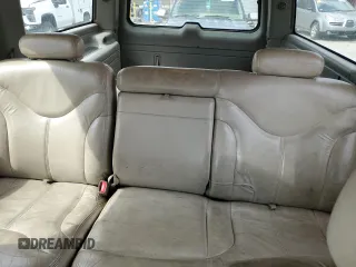 2002 GMC Yukon XL SLT with VIN 3GKFK16Z92G180260, listed as a Copart auction lot 51311895 with 208,622 mi miles and Clean Title. Bid and sale history available at carsss.com. Image 10.