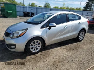 2013 Kia Rio LX z VIN KNADM4A37D6281588, wystawiony jako Copart lot #57404915 z przebiegiem 228 855 mil mil oraz Czysty tytuł • Clean title. Historia ofert i sprzedaży dostępna na DreamBid. Obrazek 1.