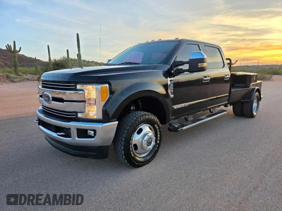 2017 Ford F-350 Lariat z VIN 1FT8W3DT9HEB35354, wystawiony jako Copart lot #62606095 z przebiegiem 191 407 mil mil oraz Czysty tytuł • Clean title. Historia ofert i sprzedaży dostępna na DreamBid. Obrazek 2.