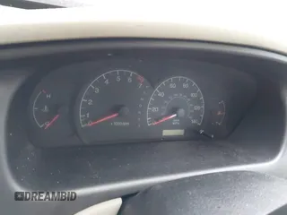 2001 Hyundai Elantra GLS z VIN KMHDN45D31U157064, wystawiony jako IAAI lot #41555447 z przebiegiem Nie podano mil oraz . Historia ofert i sprzedaży dostępna na DreamBid. Obrazek 7.