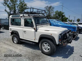 1997 Land Rover Defender with VIN SALDV3241VA126530, listed as a Copart auction lot 57291725 with Not provided miles and Clean title. Bid and sale history available at DreamBid. Image 4.