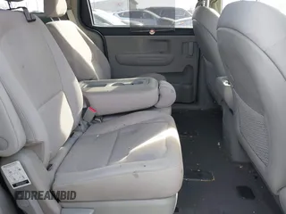 2021 Kia Sedona LX with VIN KNDMB5C18M6666362, listed as a IAAI auction lot 41427758 with 47,086 mi miles. Bid and sale history available at carsss.com. Image 8.