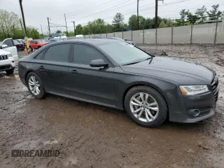 2017 Audi A8 z VIN WAU44AFD0HN004258, wystawiony jako Copart lot #55283985 z przebiegiem 128 059 mil mil oraz Szkoda całkowita • Salvage title. Historia ofert i sprzedaży dostępna na DreamBid. Obrazek 4.