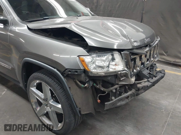 2013 Jeep Grand Cherokee Limited with VIN 1C4RJEBT9DC547491, listed as a IAAI auction lot 41969275 with 161,600 mi miles. Bid and sale history available at carsss.com. Image 6.
