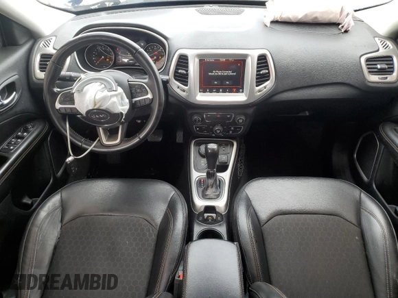 2019 Jeep Compass Altitude z VIN 3C4NJDBB9KT602524, wystawiony jako Copart lot #86093584 z przebiegiem 143 659 mil mil oraz Nie do naprawy • Non repairable. Historia ofert i sprzedaży dostępna na DreamBid. Obrazek 8.