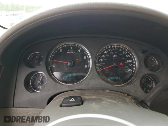 2007 Chevrolet Suburban LT z VIN 1GNFK163X7R411642, wystawiony jako Copart lot #48594595 z przebiegiem 233 733 mil mil oraz Szkoda całkowita • Salvage title. Historia ofert i sprzedaży dostępna na DreamBid. Obrazek 9.