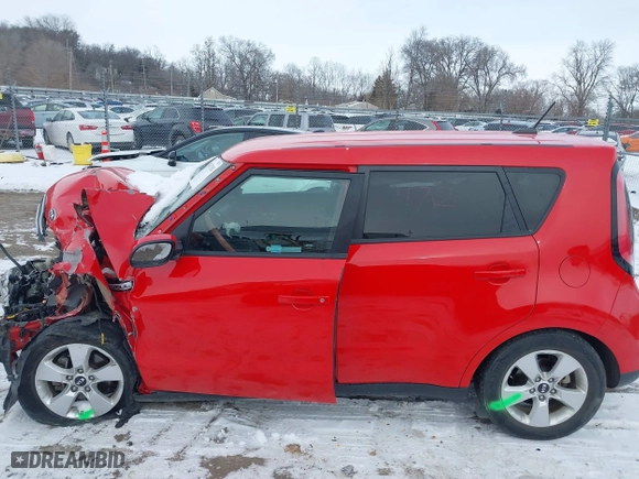 2019 Kia Soul with VIN KNDJN2A25K7007070, listed as a IAAI auction lot 41617181 with 1 mi miles. Bid and sale history available at carsss.com. Image 13.