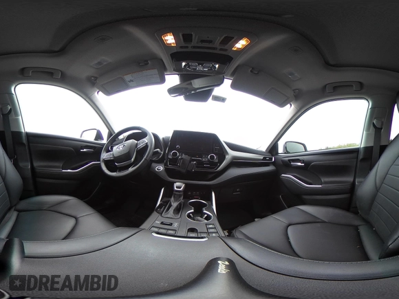 2024 Toyota Highlander LE with VIN 5TDKDRBH6RS532755, listed as a IAAI auction lot 42368462 with 8,337 mi miles and . Bid and sale history available at DreamBid. Image 19.