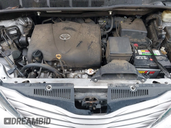 2017 Toyota Sienna XLE Auto Access Seat with VIN 5TDYZ3DCXHS888196, listed as a IAAI auction lot 41730418 with 131,201 mi miles. Bid and sale history available at carsss.com. Image 10.