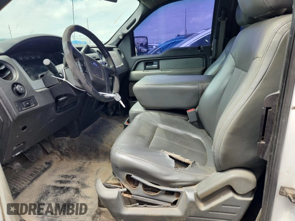 2013 Ford F-150 XL с VIN 1FTFX1CF9DKG47521, выставлен на аукционе Copart как лот 60262495 с пробегом 300 728 миль миль и Списание • Salvage title. История ставок и продаж доступна на DreamBid. Изображение 7.