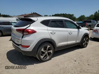 2016 Hyundai Tucson Limited z VIN KM8J33A27GU267759, wystawiony jako Copart lot #55922975 z przebiegiem 140 162 mil mil oraz Szkody całkowita. Historia ofert i sprzedaży dostępna na DreamBid. Obrazek 3.