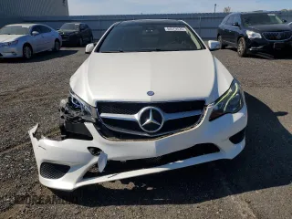 2014 Mercedes-Benz E 350 with VIN WDDKJ5KB3EF228182, listed as a Copart auction lot 54079535 with 143,481 mi miles and Salvage Title. Bid and sale history available at DreamBid. Image 5.