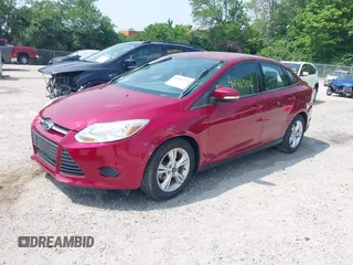 2013 Ford Focus SE z VIN 1FADP3F27DL350923, wystawiony jako IAAI lot #42405976 z przebiegiem 126 730 mil mil oraz . Historia ofert i sprzedaży dostępna na DreamBid. Obrazek 2.
