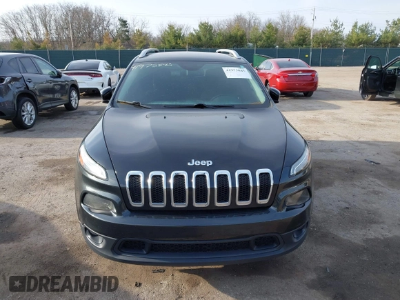 2016 Jeep Cherokee Latitude with VIN 1C4PJMCS6GW296570, listed as a IAAI auction lot 41975845 with 96,420 mi miles. Bid and sale history available at carsss.com. Image 12.