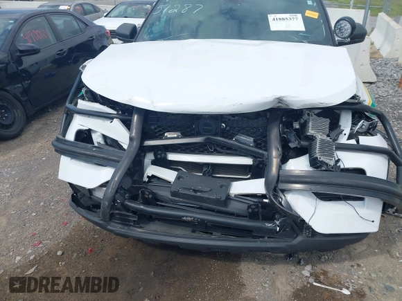 2020 Ford Police Interceptor Utility z VIN 1FM5K8AB8LGC51287, wystawiony jako IAAI lot #41885377 z przebiegiem 83 563 mil mil oraz . Historia ofert i sprzedaży dostępna na DreamBid. Obrazek 6.