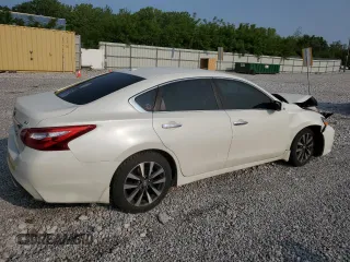 2017 Nissan Altima SV with VIN 1N4AL3AP4HC470878, listed as a Copart auction lot 59351105 with 142,571 mi miles and Salvage title. Bid and sale history available at DreamBid. Image 3.