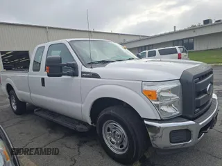 2014 Ford F-250 XL z VIN 1FT7X2A68EEB73610, wystawiony jako IAAI lot #42853124 z przebiegiem 150 899 mil mil oraz . Historia ofert i sprzedaży dostępna na DreamBid. Obrazek 28.