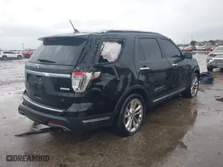 2018 Ford Explorer Limited with VIN 1FM5K7FH5JGC92996, listed as a IAAI auction lot 41559571 with 102,662 mi miles. Bid and sale history available at carsss.com. Image 4.