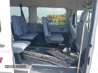 2016 Ford Transit XL z VIN 1FDZX2CM0GKB22459, wystawiony jako IAAI lot #40693295 z przebiegiem 302 216 mil mil oraz . Historia ofert i sprzedaży dostępna na DreamBid. Obrazek 8.