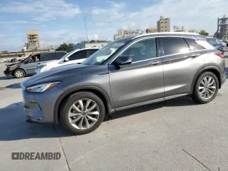 2021 Infiniti QX50 Luxe z VIN 3PCAJ5BA1MF101995, wystawiony jako Copart lot #57129385 z przebiegiem 22 499 mil mil oraz Szkoda całkowita • Salvage title. Historia ofert i sprzedaży dostępna na DreamBid. Obrazek 1.