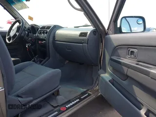2004 Nissan Frontier XE z VIN 1N6DD26T04C479864, wystawiony jako IAAI lot #42369468 z przebiegiem 133 882 mil mil oraz . Historia ofert i sprzedaży dostępna na DreamBid. Obrazek 5.