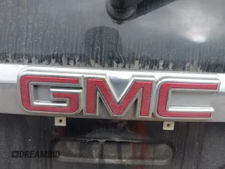 2019 GMC Acadia SLT with VIN 1GKKNMLS1KZ195138, listed as a IAAI auction lot 41144855 with 92,036 mi miles. Bid and sale history available at carsss.com. Image 3.