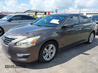 2013 Nissan Altima SL with VIN 1N4AL3AP0DN444437, listed as a IAAI auction lot 42703532 with 195,298 mi miles and . Bid and sale history available at DreamBid. Image 2.