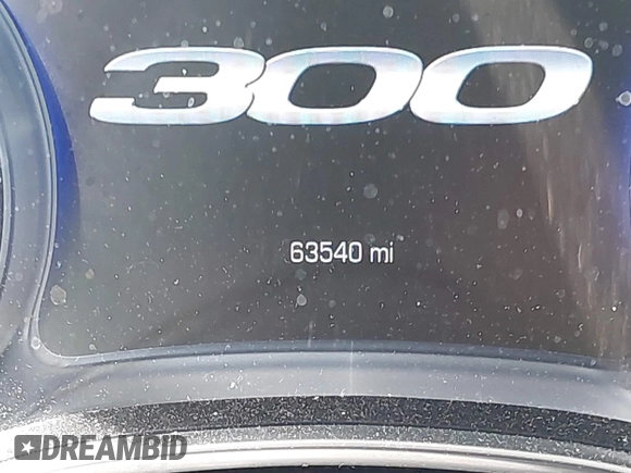 2019 Chrysler 300 Limited with VIN 2C3CCAKGXKH569123, listed as a IAAI auction lot 41786636 with 63,540 mi miles. Bid and sale history available at carsss.com. Image 15.