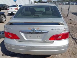 2004 Toyota Avalon XL with VIN 4T1BF28B34U376467, listed as a IAAI auction lot 41883436 with 183,114 mi miles. Bid and sale history available at carsss.com. Image 15.