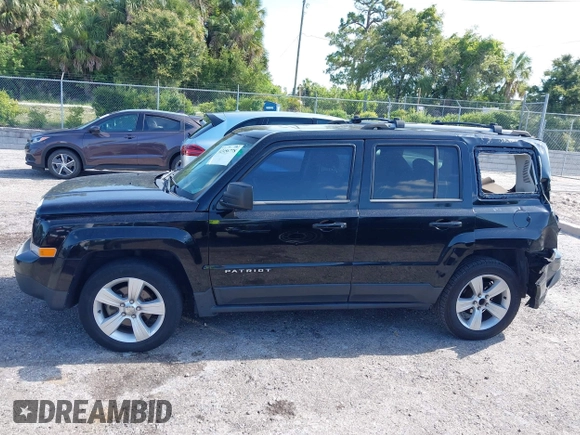 2014 Jeep Patriot Limited z VIN 1C4NJPCB2ED533427, wystawiony jako IAAI lot #42456778 z przebiegiem 120 649 mil mil oraz . Historia ofert i sprzedaży dostępna na DreamBid. Obrazek 14.
