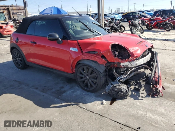 2019 MINI Convertible Cooper S z VIN WMWWG9C53K3E40071, wystawiony jako Copart lot #49553025 z przebiegiem 61 089 mil mil oraz Szkoda całkowita • Salvage title. Historia ofert i sprzedaży dostępna na DreamBid. Obrazek 4.
