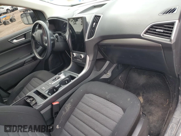 2024 Ford Edge SE z VIN 2FMPK4G95RBA40909, wystawiony jako Copart lot #53816885 z przebiegiem 15 880 mil mil oraz Szkoda całkowita • Salvage title. Historia ofert i sprzedaży dostępna na DreamBid. Obrazek 8.