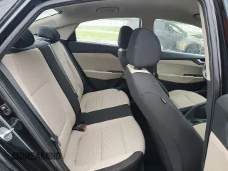 2019 Hyundai Accent SE z VIN 3KPC24A33KE065135, wystawiony jako Copart lot #58214225 z przebiegiem 69 219 mil mil oraz Szkoda całkowita • Salvage title. Historia ofert i sprzedaży dostępna na DreamBid. Obrazek 10.