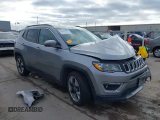 2019 Jeep Compass Limited with VIN 3C4NJCCB2KT662332, listed as a IAAI auction lot 41066402 with 148,324 mi miles. Bid and sale history available at carsss.com. Image 1.