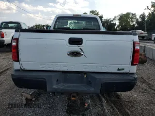2014 Ford F-250 XL with VIN 1FTBF2B63EEA34982, listed as a Copart auction lot 68757294 with 81,438 mi miles and Clean title. Bid and sale history available at DreamBid. Image 6.