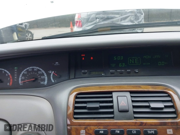 2001 Toyota Avalon XL with VIN 4T1BF28B11U183312, listed as a IAAI auction lot 42185284 with 319,027 mi miles and . Bid and sale history available at DreamBid. Image 7.