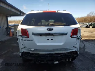 2011 Kia Sorento LX with VIN 5XYKTCA13BG164946, listed as a Copart auction lot 49816605 with 81,404 mi miles and Salvage Title. Bid and sale history available at DreamBid. Image 6.