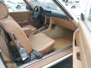 1983 Mercedes-Benz 380 SL with VIN WDBBA45A4DB026088, listed as a IAAI auction lot 41783726 with 239,227 mi miles and . Bid and sale history available at carsss.com. Image 5.