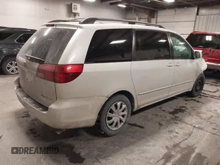 2005 Toyota Sienna XLE with VIN 5TDZA22C85S257080, listed as a IAAI auction lot 41609665 with 143,331 mi miles. Bid and sale history available at carsss.com. Image 4.