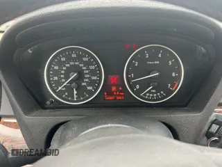 2007 BMW X5 4.8i z VIN 5UXFE83527LZ44584, wystawiony jako IAAI lot #42364598 z przebiegiem 154 837 mil mil oraz . Historia ofert i sprzedaży dostępna na DreamBid. Obrazek 6.