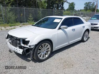 2012 Chrysler 300 Limited z VIN 2C3CCACGXCH232645, wystawiony jako IAAI lot #42214043 z przebiegiem 131 934 mil mil oraz . Historia ofert i sprzedaży dostępna na DreamBid. Obrazek 18.