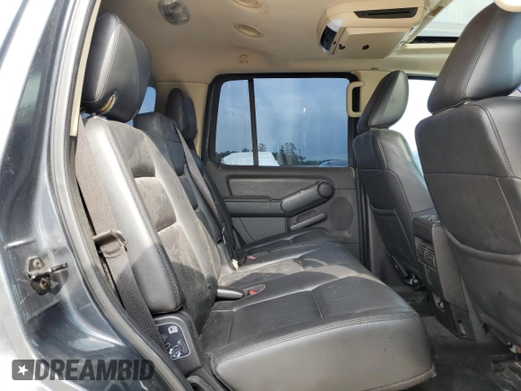 2010 Mercury Mountaineer z VIN 4M2EN3HE2AUJ07385, wystawiony jako Copart lot #51235735 z przebiegiem 174 742 mil mil oraz Szkoda całkowita • Salvage title. Historia ofert i sprzedaży dostępna na DreamBid. Obrazek 11.