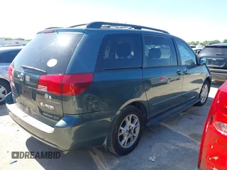 2004 Toyota Sienna XLE with VIN 5TDZA22C24S021779, listed as a IAAI auction lot 42091893 with 155,043 mi miles. Bid and sale history available at carsss.com. Image 4.