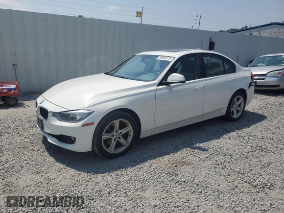 2014 BMW 3 Series 328i xDrive z VIN WBA3B5C50EP539273, wystawiony jako Copart lot #64083275 z przebiegiem Nie podano mil oraz Szkoda całkowita • Salvage title. Historia ofert i sprzedaży dostępna na DreamBid. Obrazek 1.