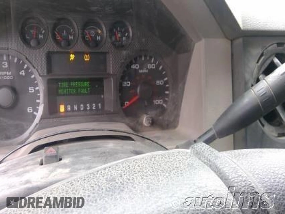 2009 Ford F-250 XL with VIN 1FTSW21529EB11761, listed as a IAAI auction lot 42656062 with 58,624 mi miles and . Bid and sale history available at DreamBid. Image 14.
